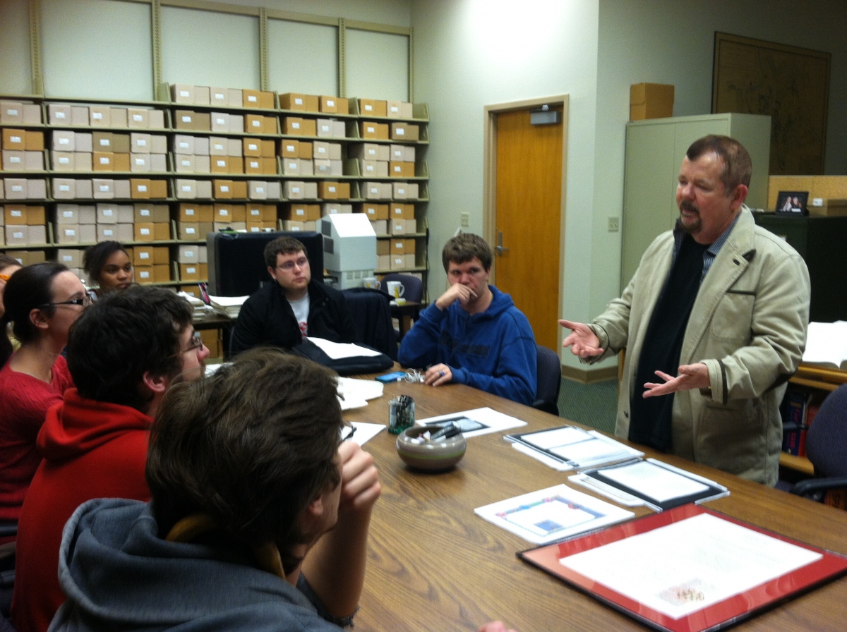 Classics Club visit to Epigraphy Center